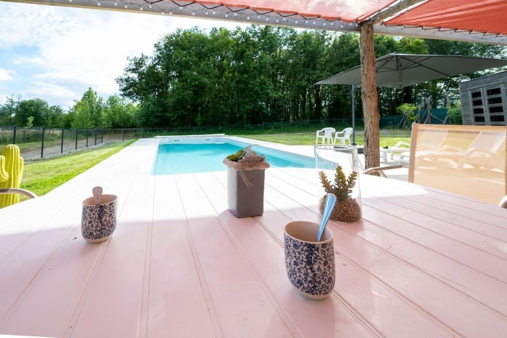 L'Evasion En Pierre Piscine Et Etang Prive Villa Sevremoine Buitenkant foto